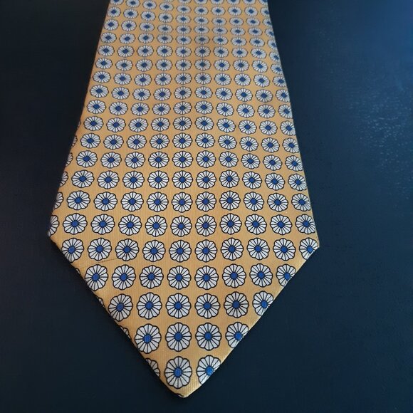 Leonardo Strelli Tie Rack 100% Silk Tie Golden Yellow w/ White & Blue Pattern - Picture 3 of 12